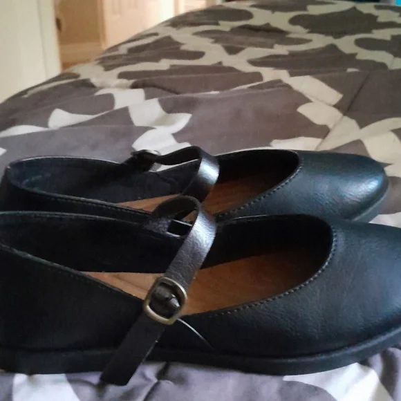 NWOT Blowfish Womens Mary Janes - 8 - Picture 6 of 10